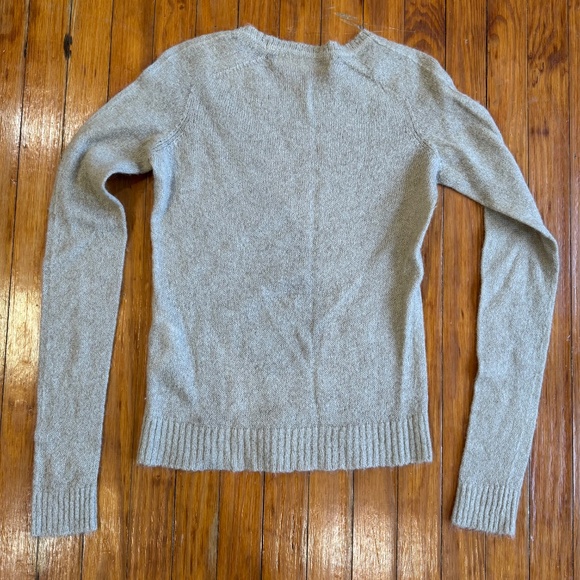 Zaraknit, Lightweight, Tan Sweater - Picture 2 of 5